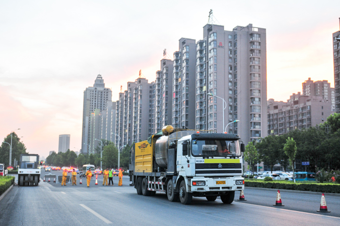 同步碎石準備施工